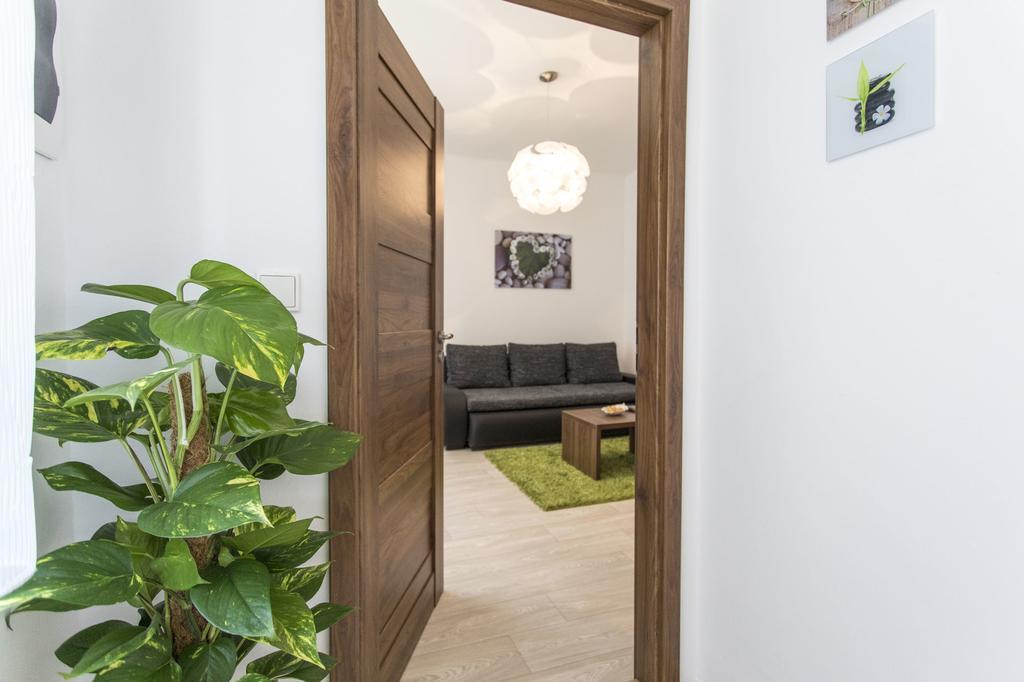 Apartman Dolni Namesti ออลอโมตซ์ ภายนอก รูปภาพ